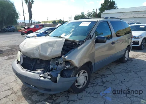 2001 Toyota Sienna Le z USA, uszkodzony, nr VIN 4T3ZF13C91U375190